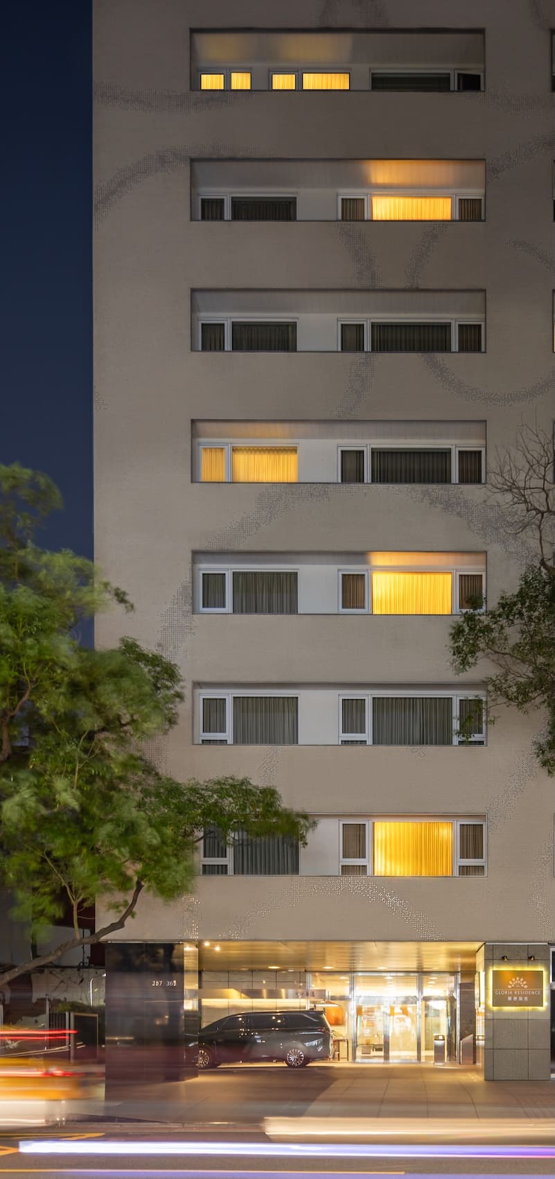 LIVING 
BEGINS HERE