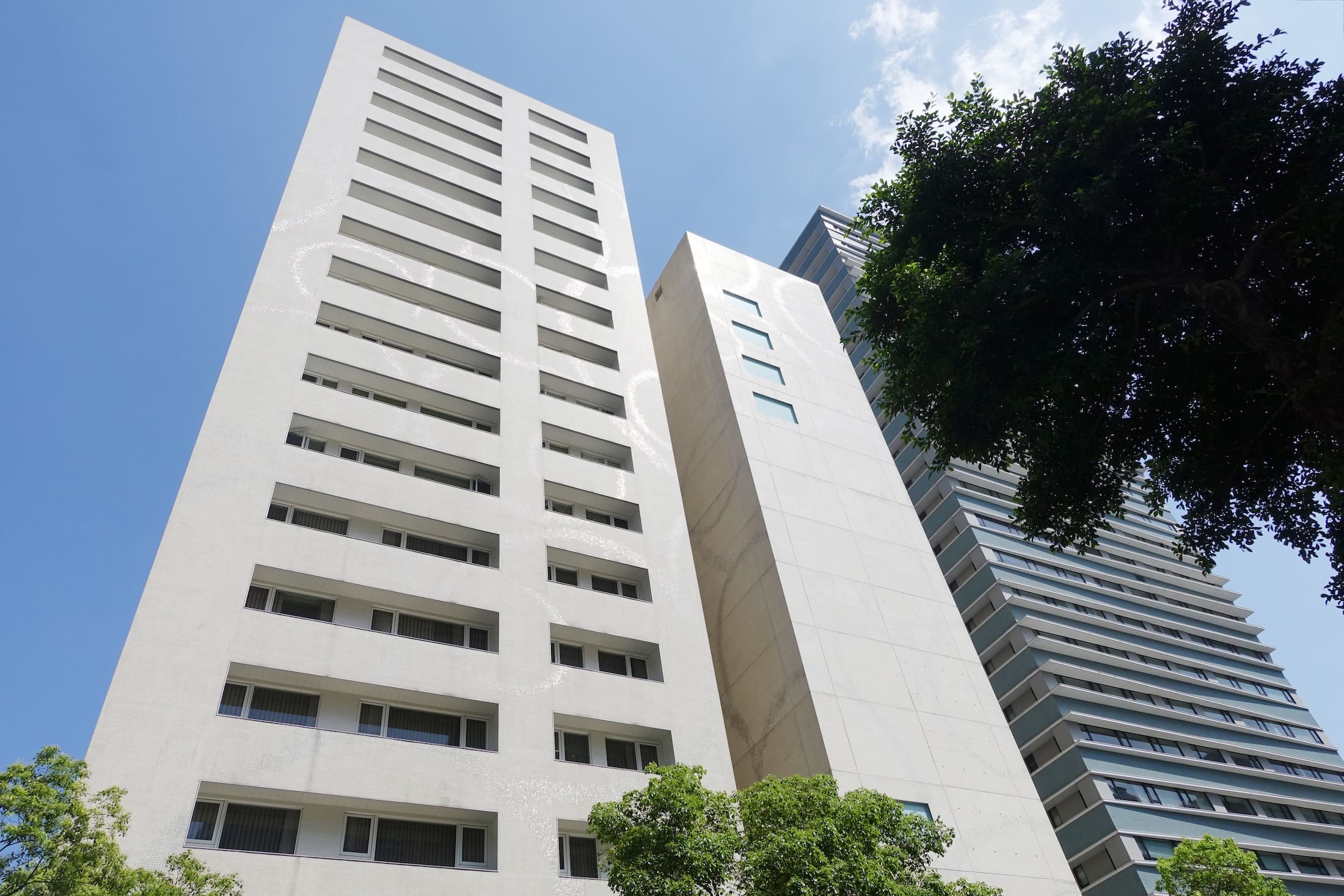 LIVING 
BEGINS HERE